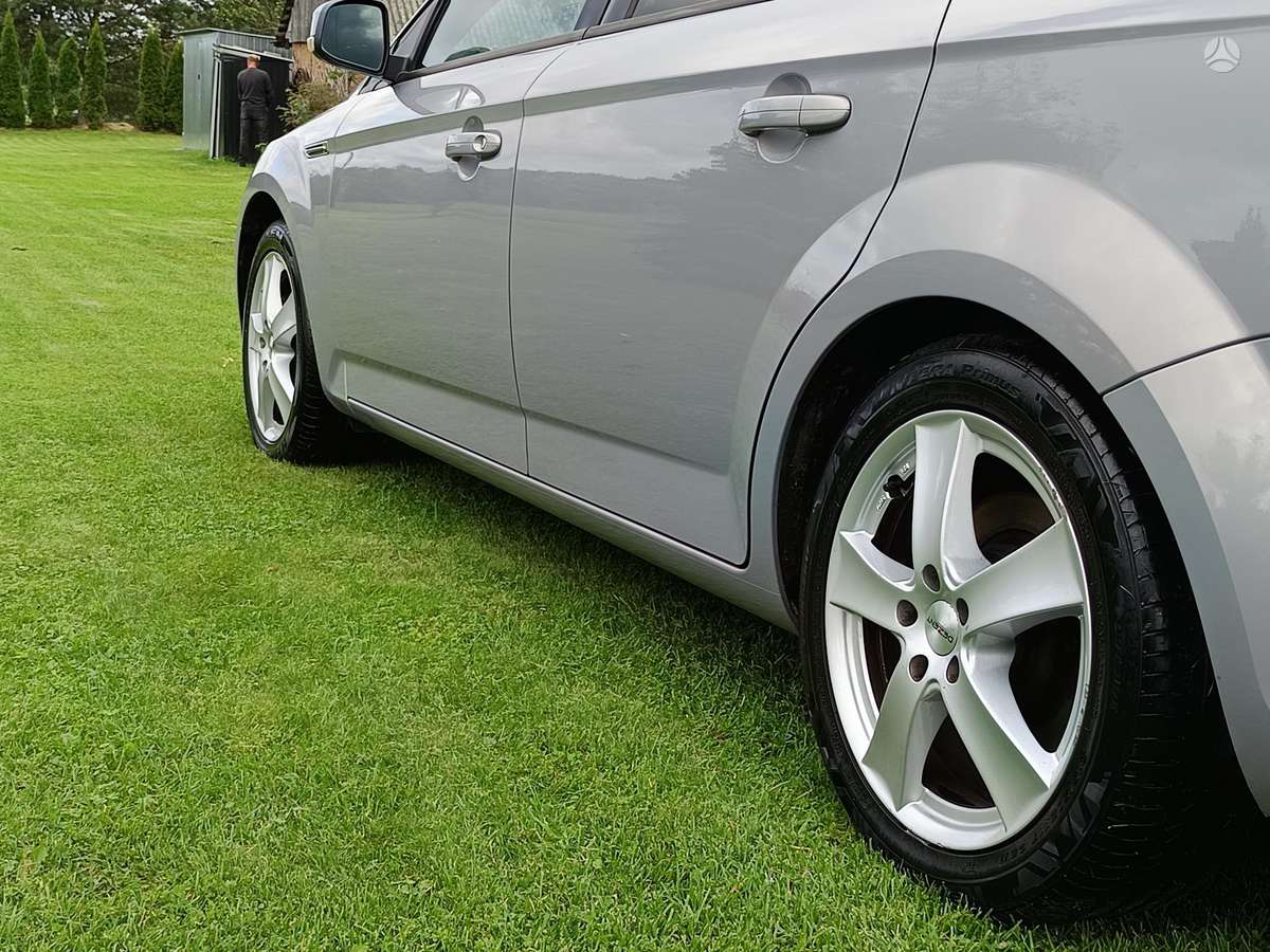 Ford Mondeo 2013 — photo 9