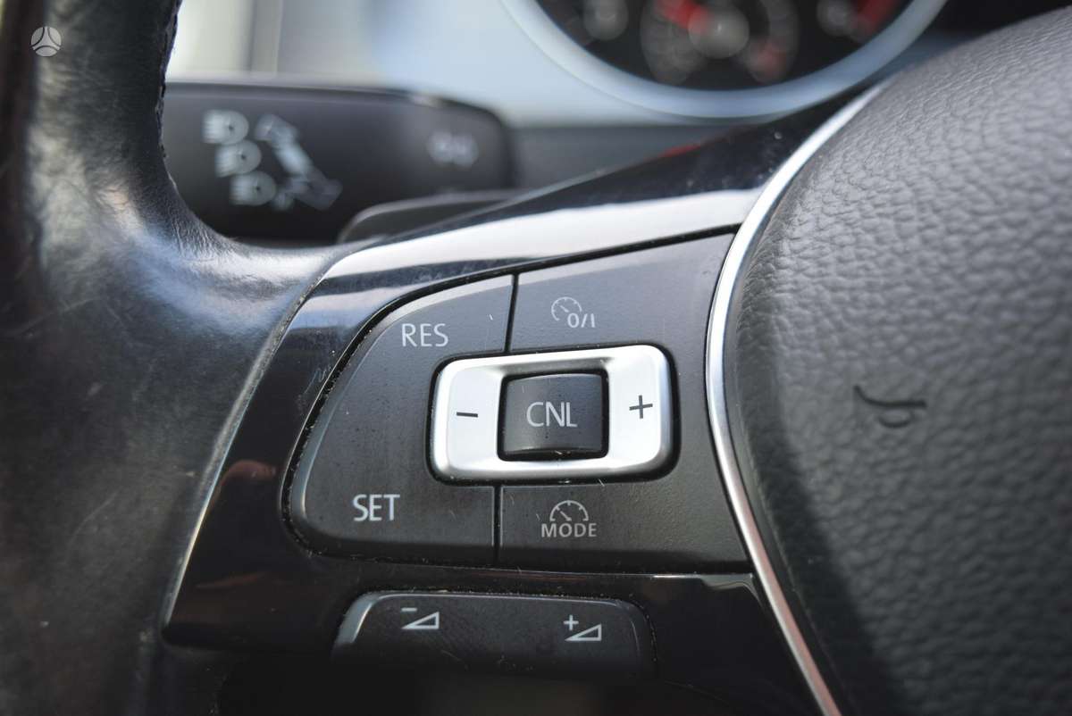 Volkswagen Golf 2013 — photo 12