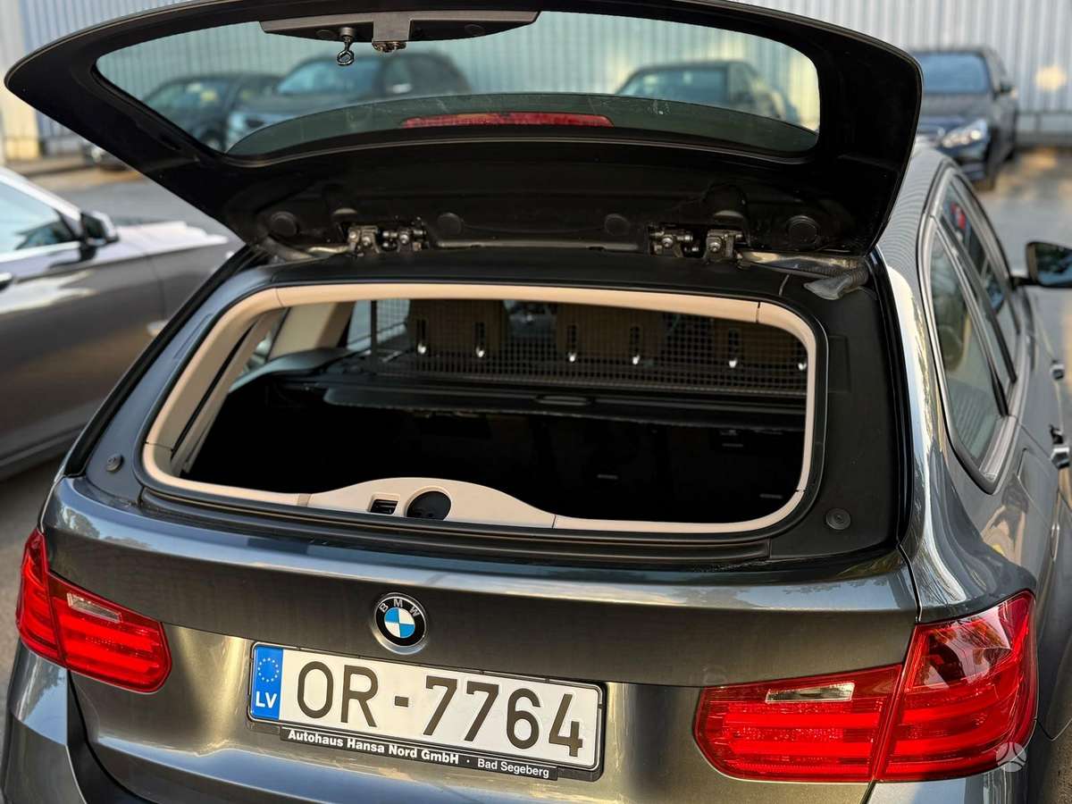 BMW 318 2015 — photo 21