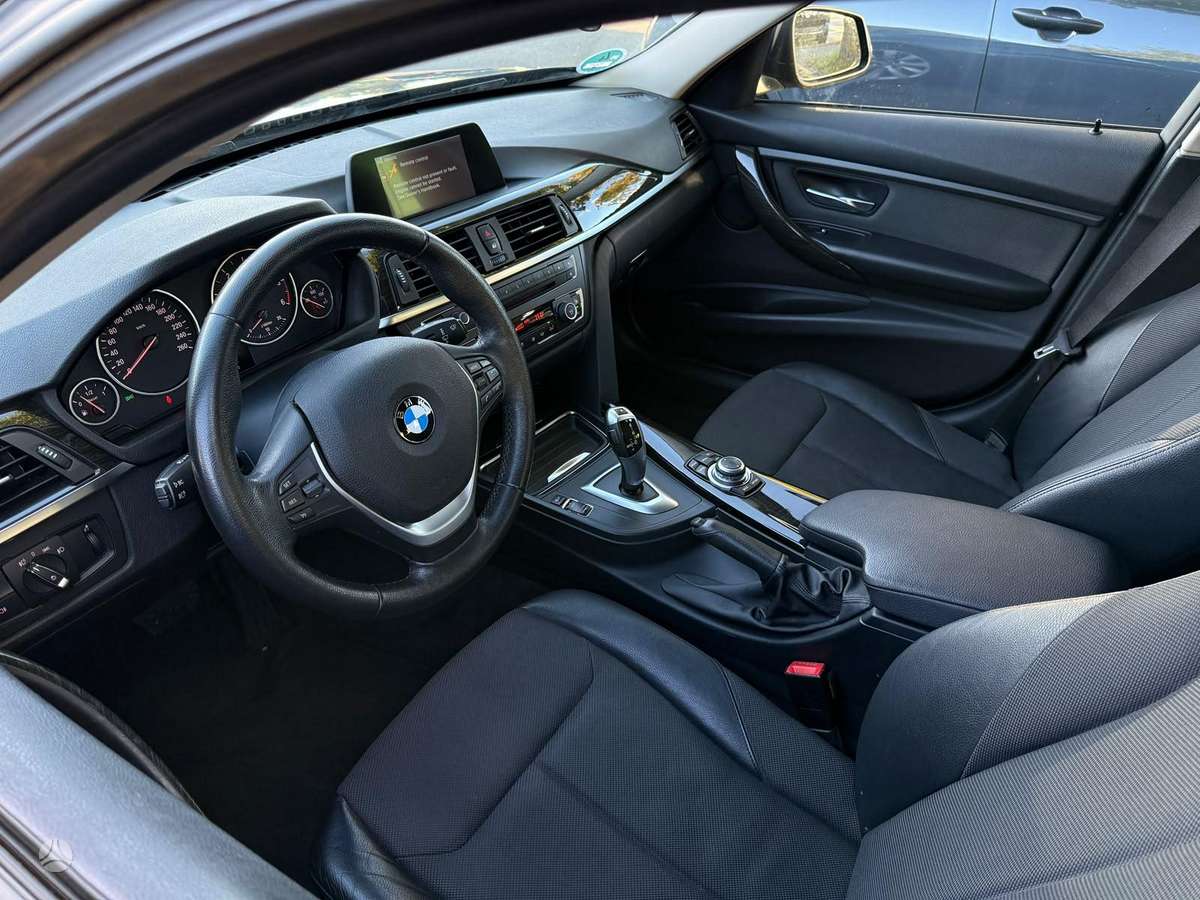BMW 318 2015 — photo 6