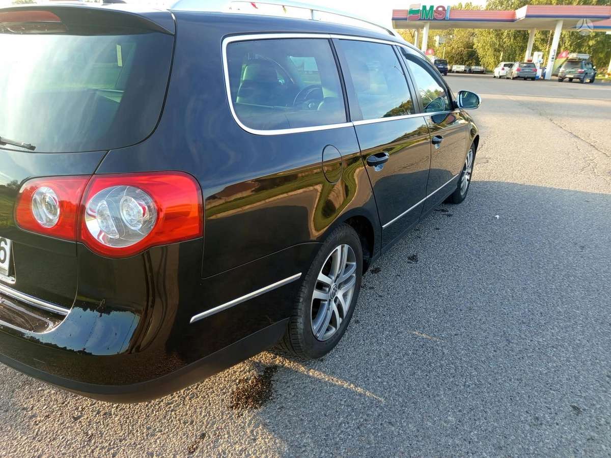 Volkswagen Passat 2007 — вигляд ззаду