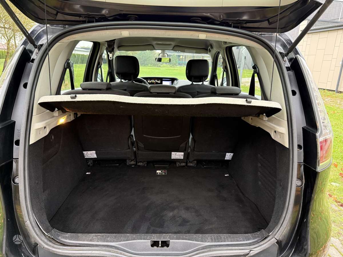 Renault Scenic 2012 — photo 7
