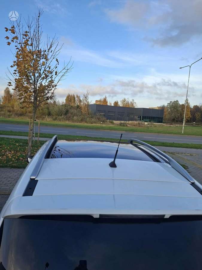 Ford Kuga 2011 — photo 12