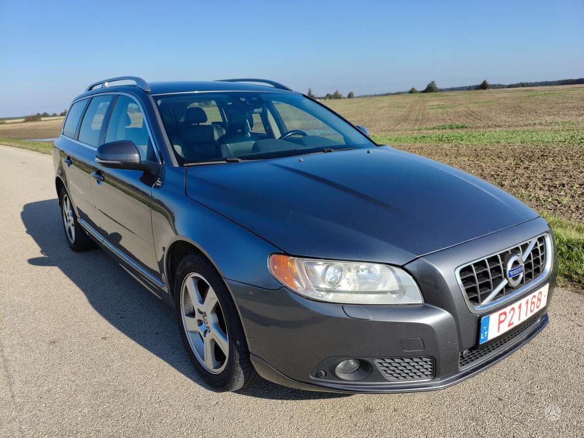 Volvo V70, 2012