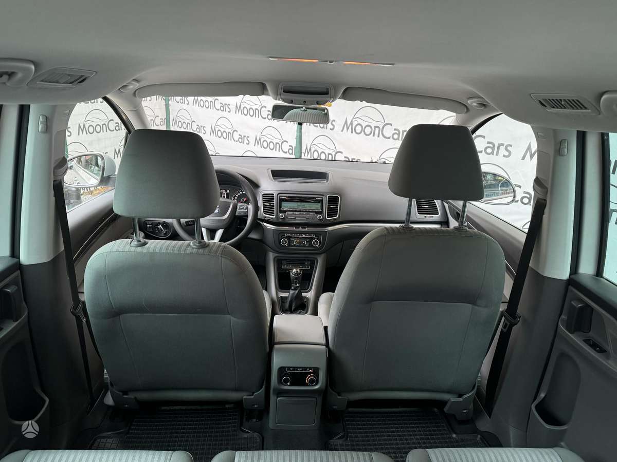 Seat Alhambra 2013 — photo 13