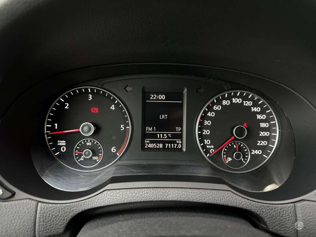 Seat Alhambra 2013 — photo 15