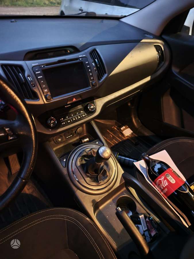 Kia Sportage 2012 — photo 9