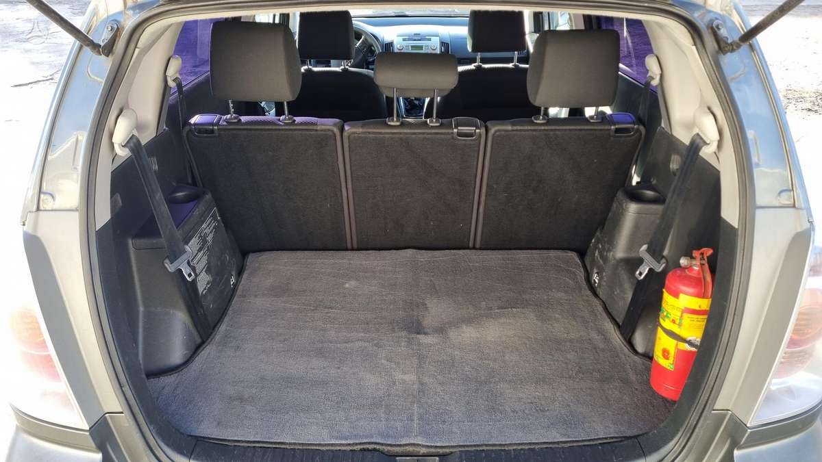 Toyota Corolla 2005 — photo 14