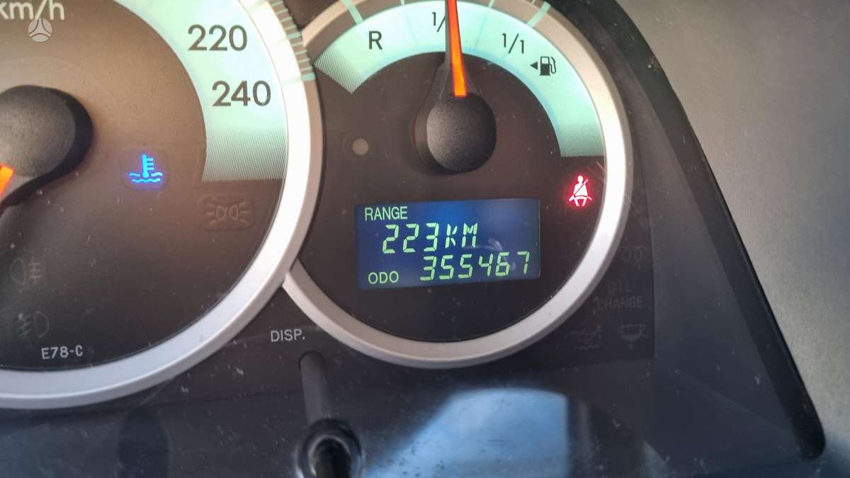 Toyota Corolla 2005 — photo 16