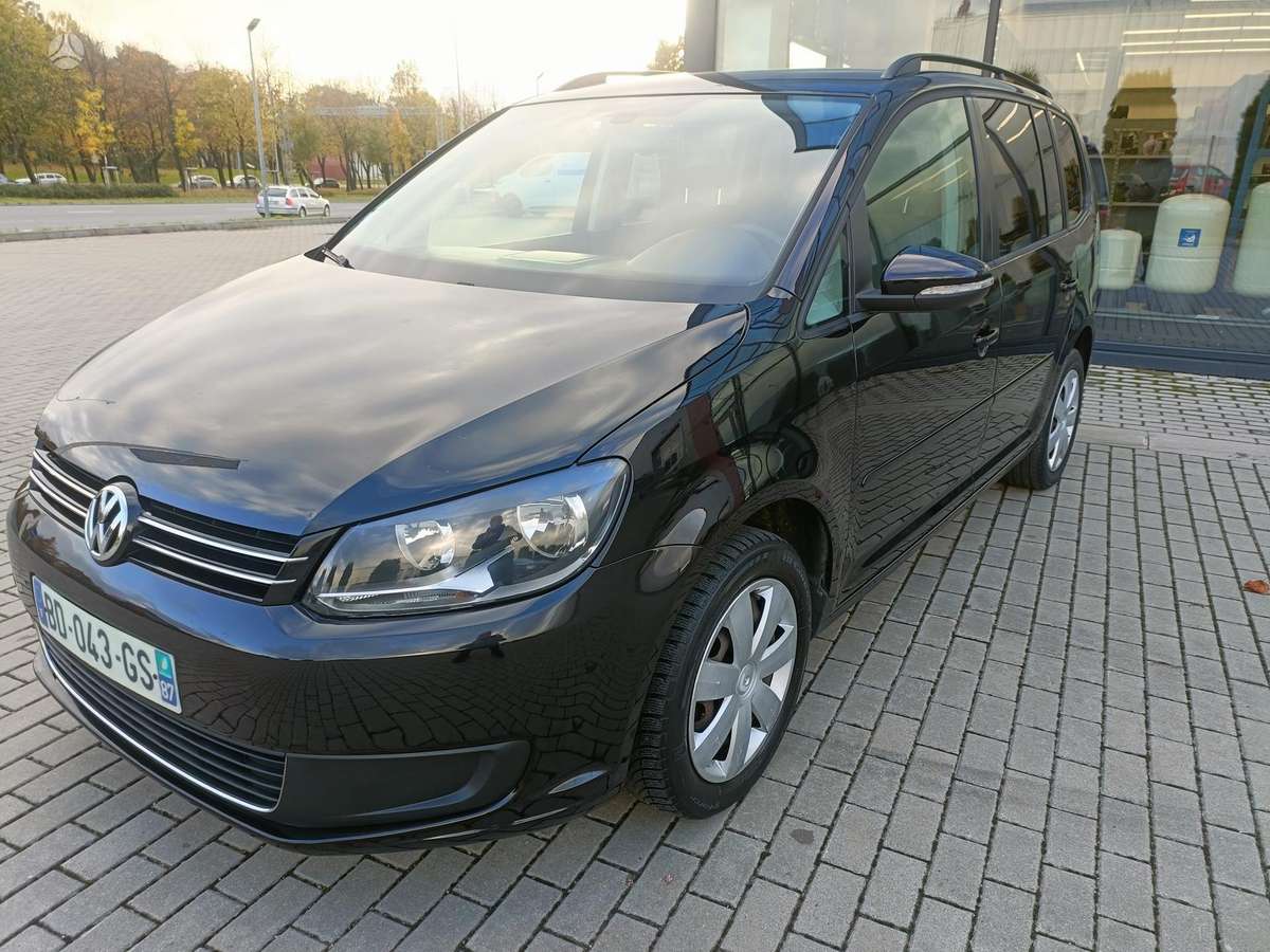 Volkswagen Touran 2010 — photo 22