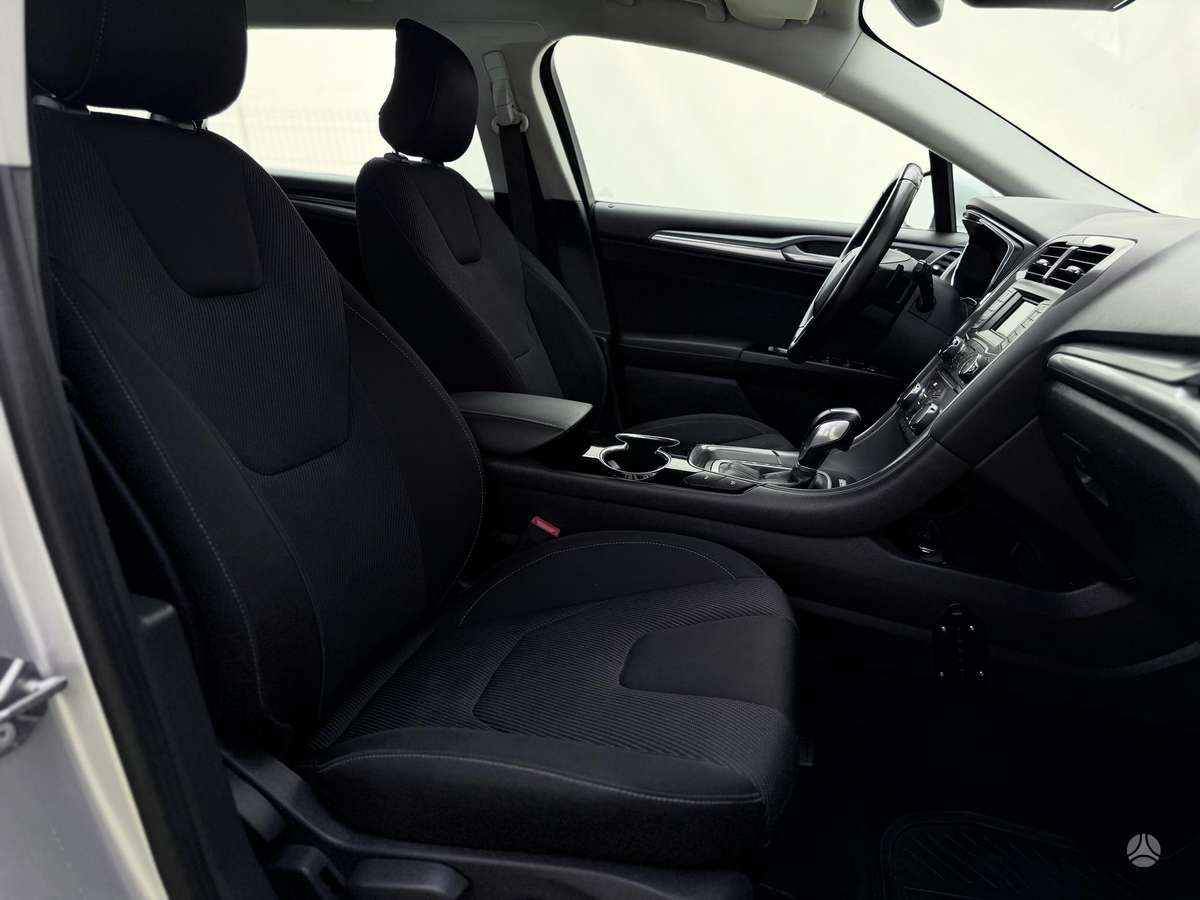 Ford Mondeo 2015 — photo 15