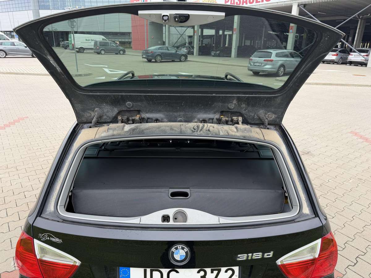 BMW 318 2007 — photo 5