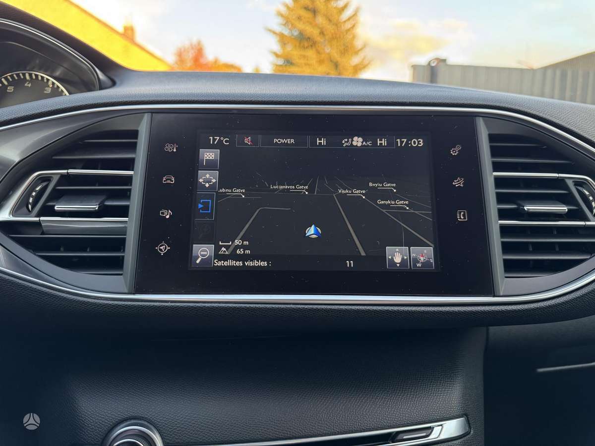 Peugeot 308 2015 — photo 20
