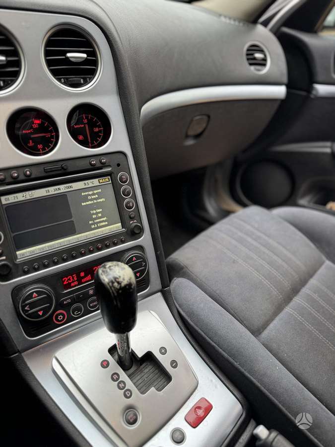 Alfa Romeo 2007 — photo 11