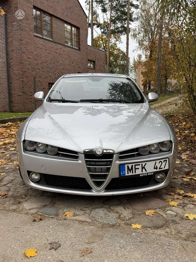 Alfa Romeo 2007 — photo 5