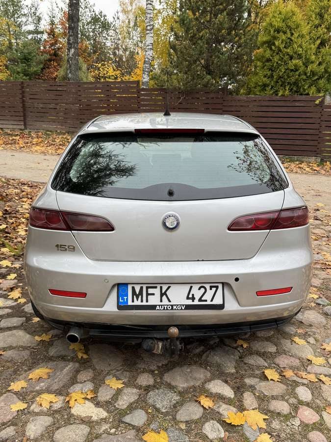 Alfa Romeo 2007 — photo 6