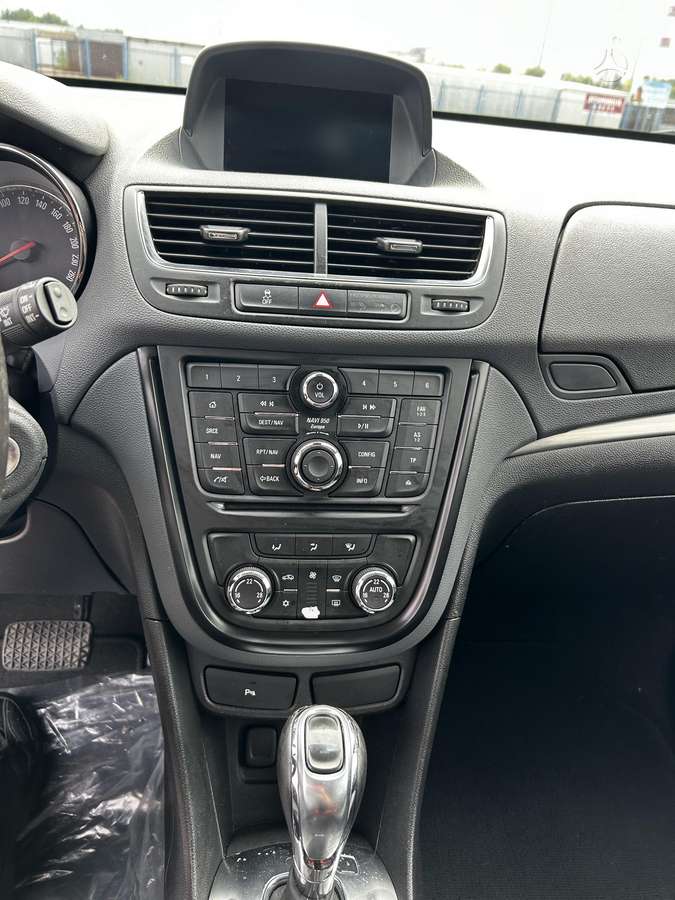 Opel Mokka 2015 — photo 8