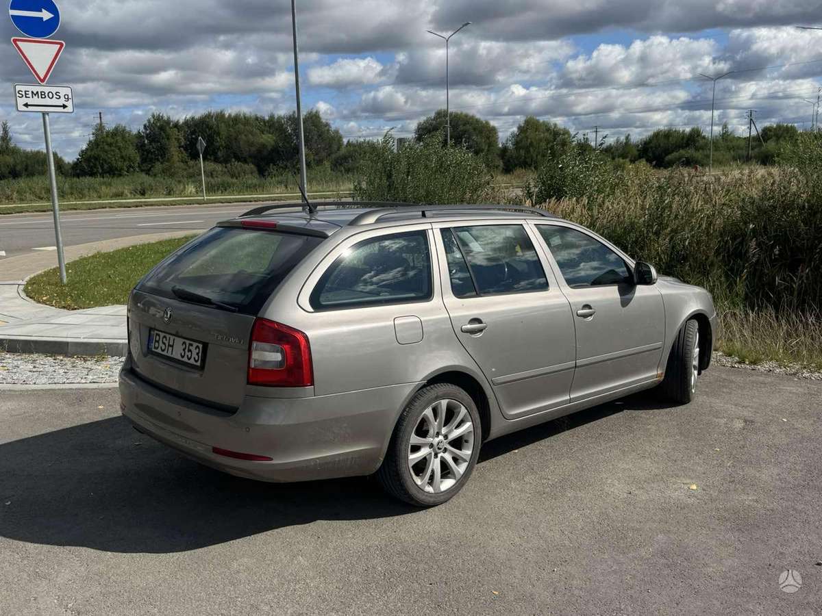 Skoda Octavia 2010 — двигун 1968 cm³, 140 HP (103kW)