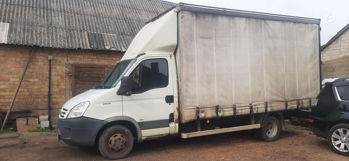 Iveco Daily 2009 — вигляд ззаду