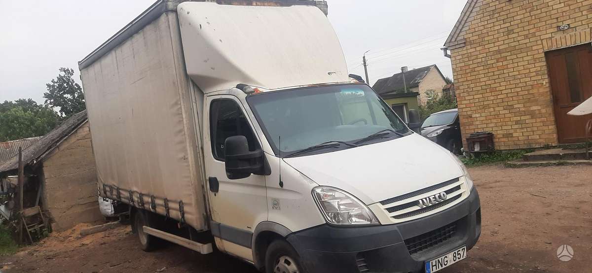 Iveco Daily 2009 — салон
