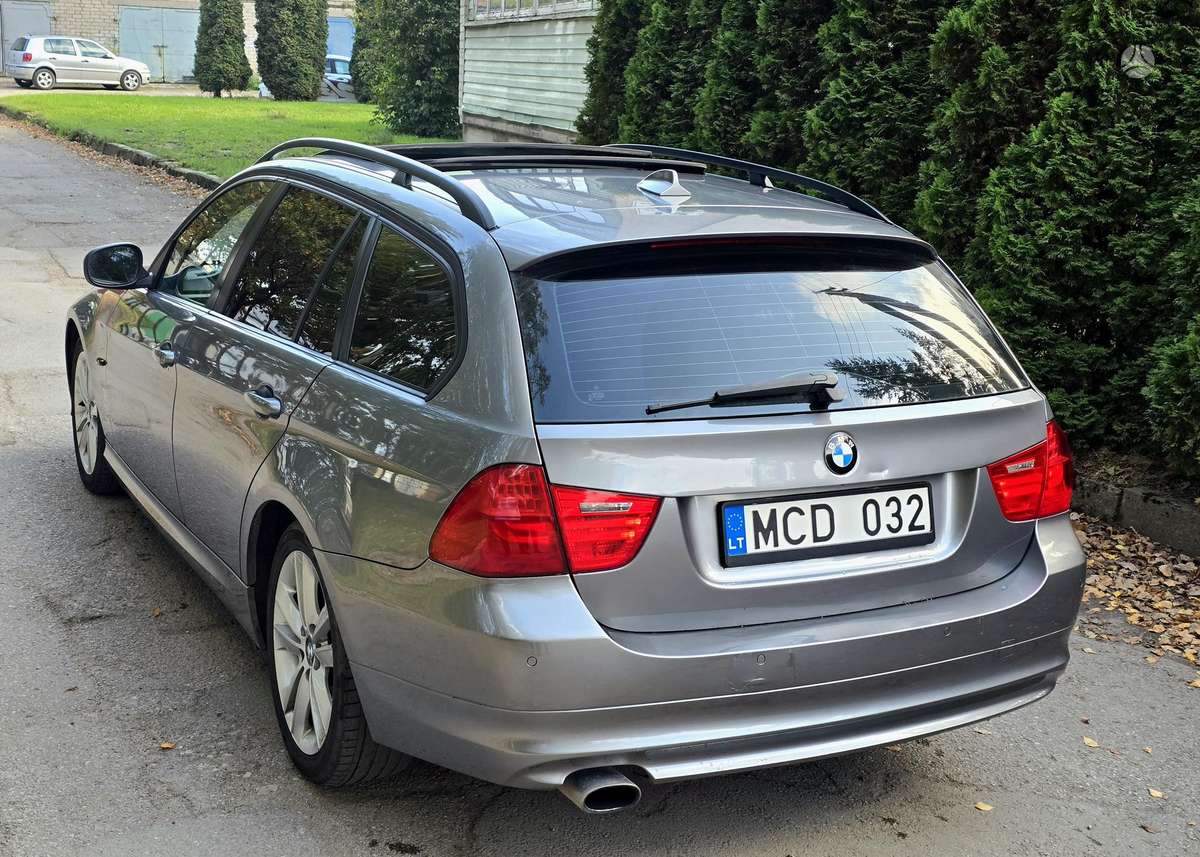 BMW 320 2008 — engine 177 HP (130kW)