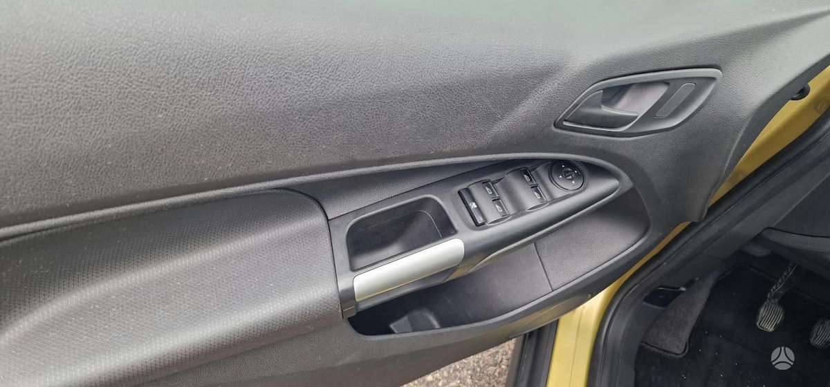 Ford Tourneo 2015 — фото 12