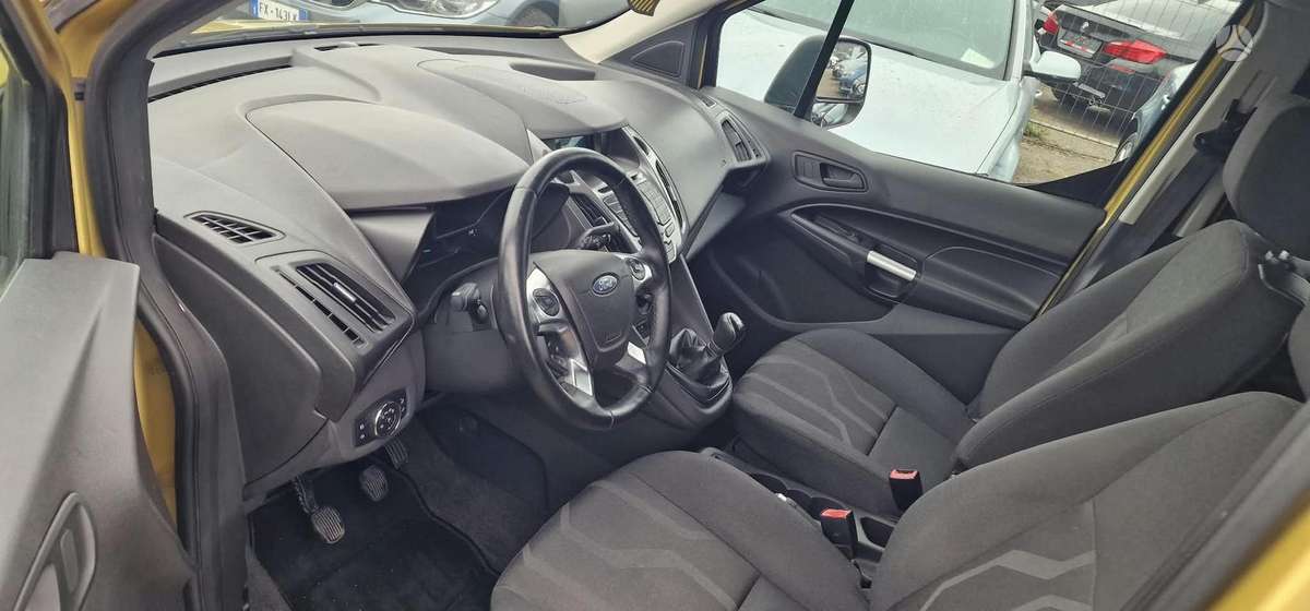 Ford Tourneo 2015 — фото 8