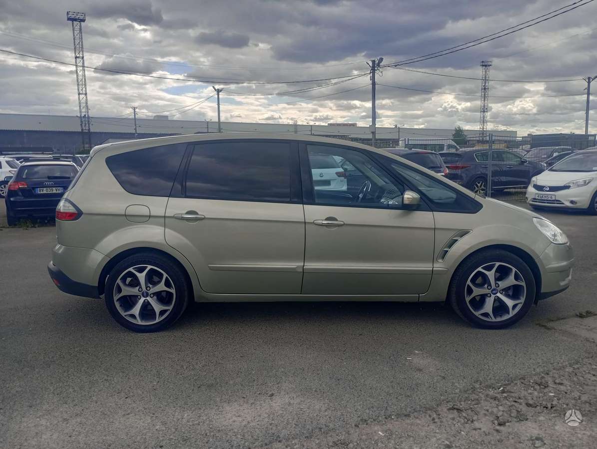 Ford S-MAX 2009 — photo 6