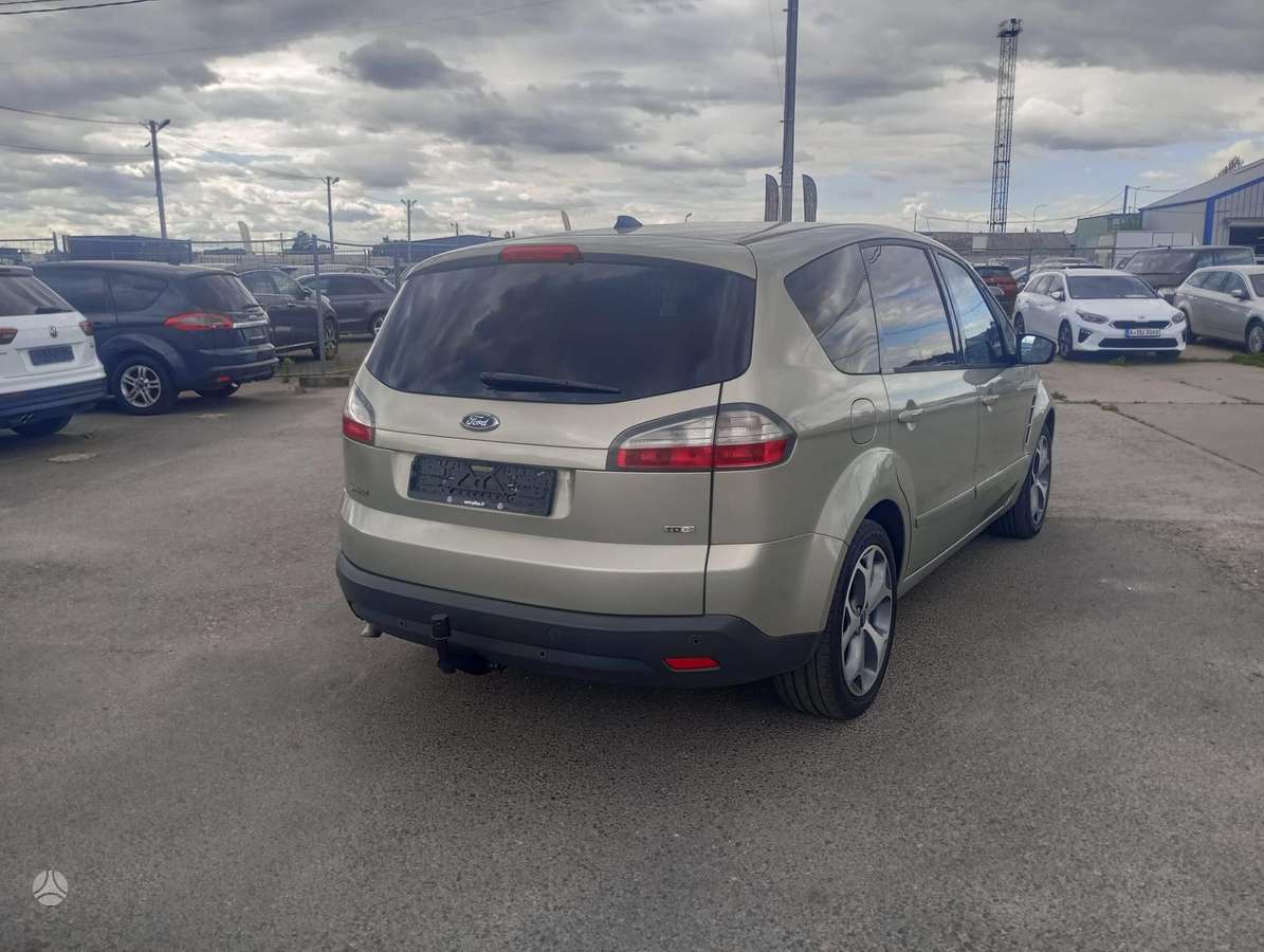 Ford S-MAX 2009 — photo 8