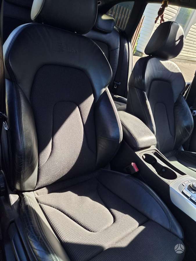 Audi A4 2008 — photo 11