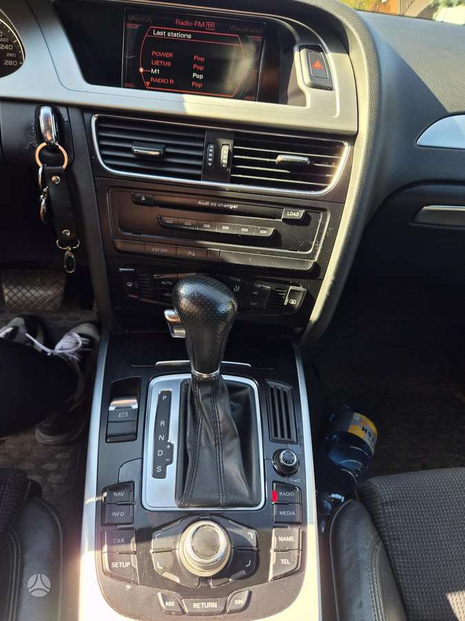 Audi A4 2008 — photo 15