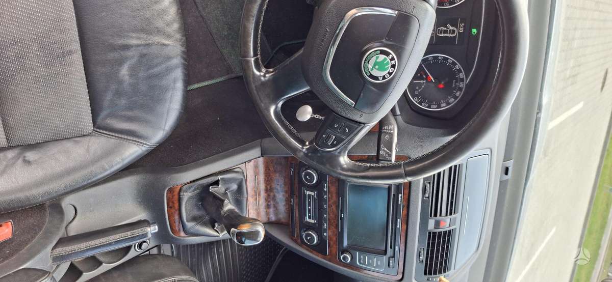 Skoda Octavia 2011 — photo 5