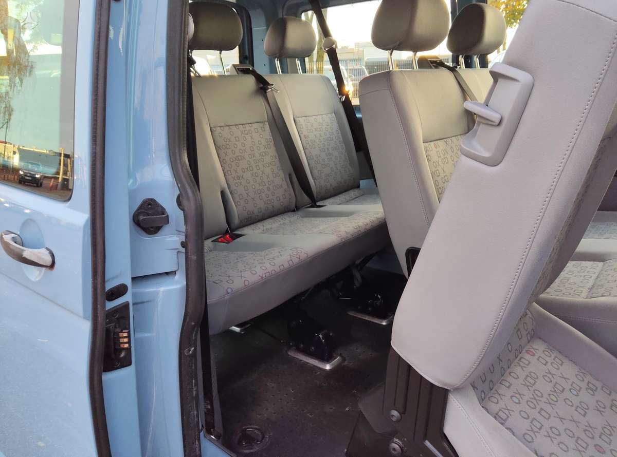 Volkswagen Transporter 2007 — photo 15