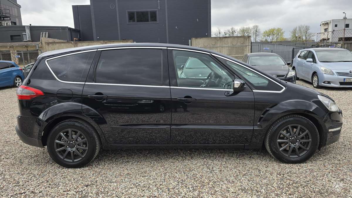 Ford S-MAX 2010 — двигун 2000 cm³, 140 HP (103kW)