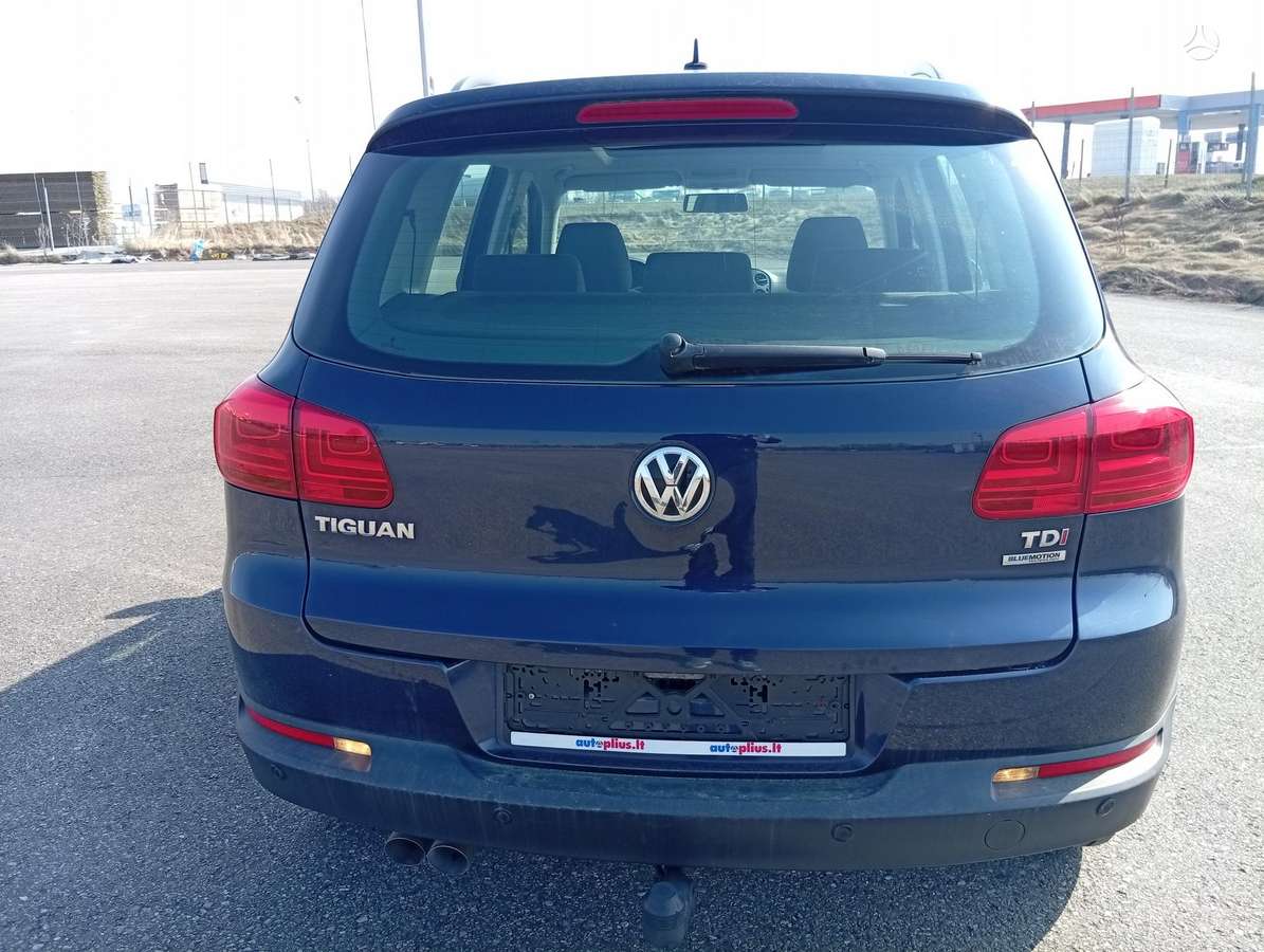 Volkswagen Tiguan 2013 — салон