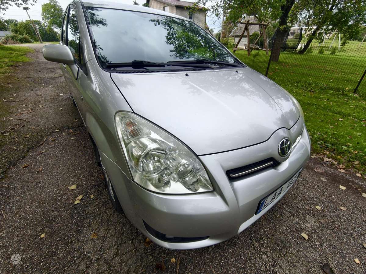 Toyota Corolla 2009 — photo 22