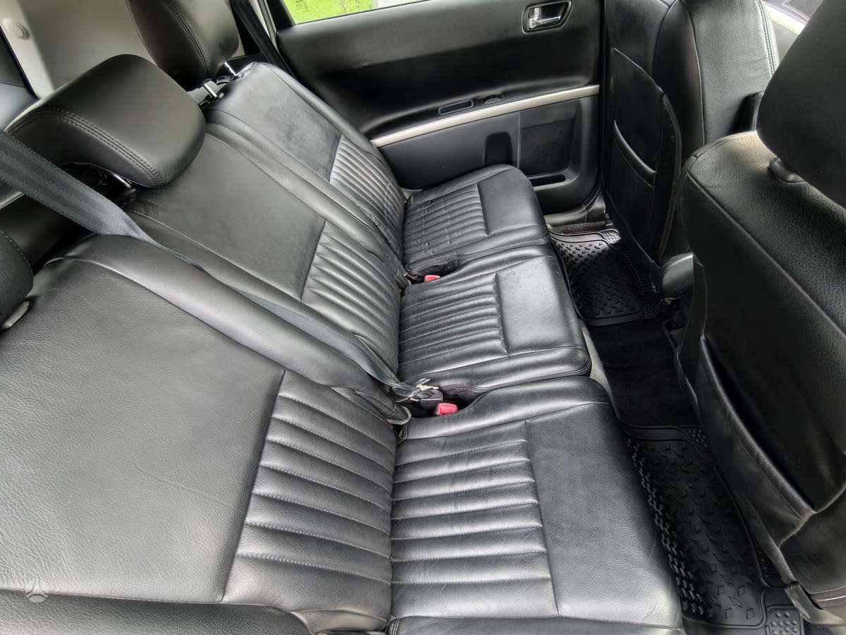 Toyota Corolla 2009 — photo 6