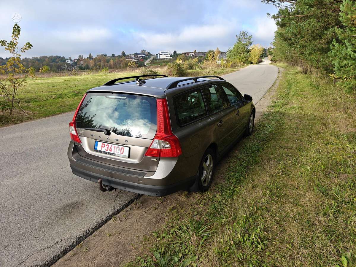 Volvo V70 2009 — photo 5