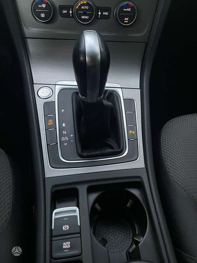 Volkswagen Golf 2014 — photo 29