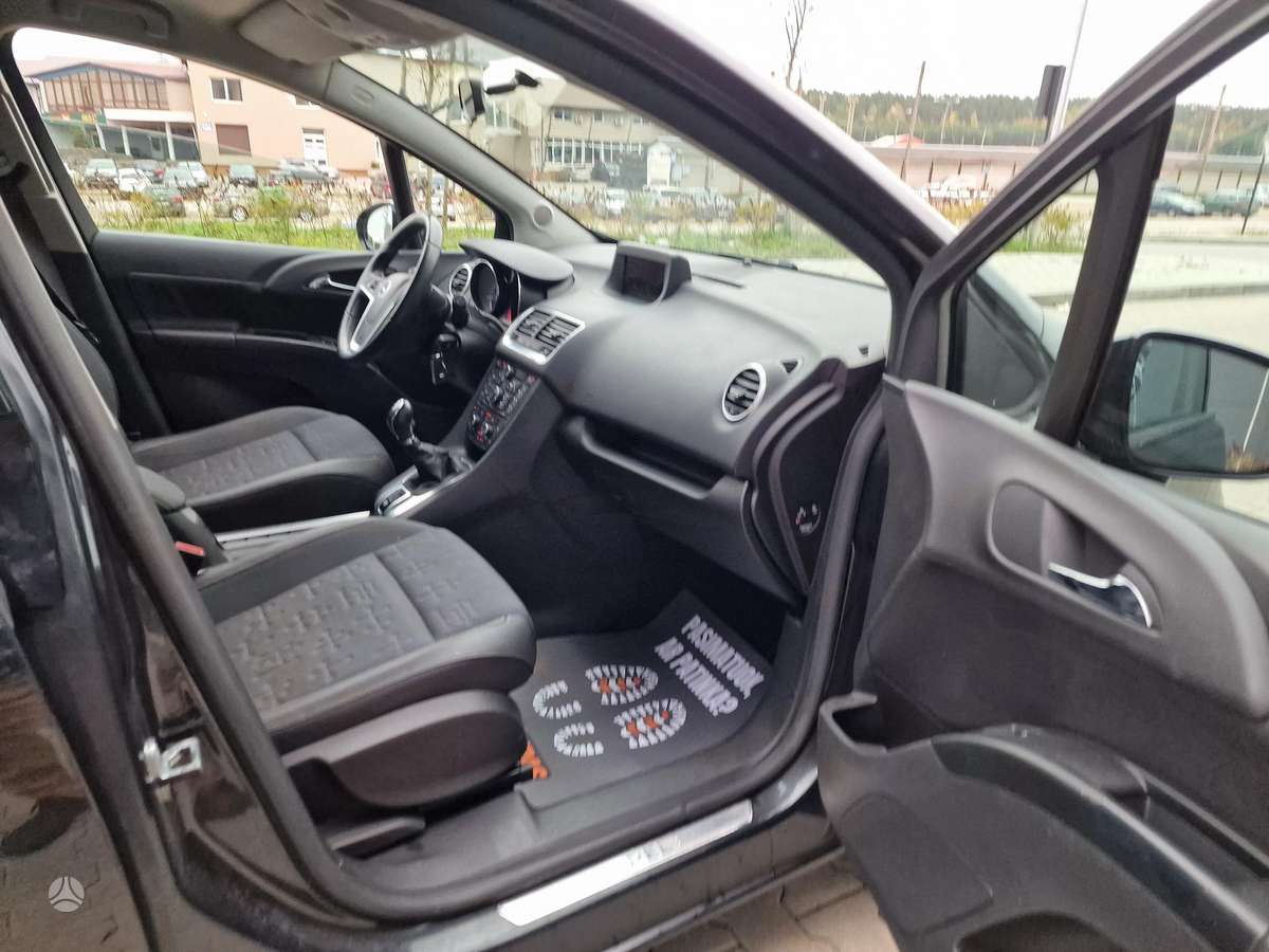 Opel Meriva 2015 — фото 16