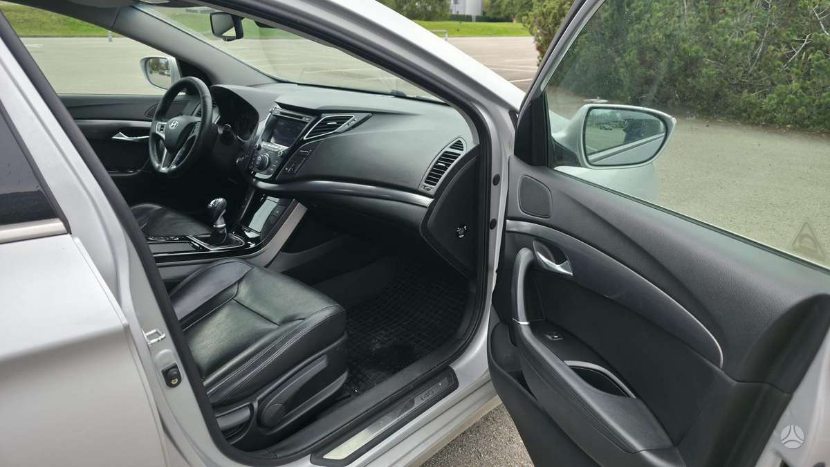 Hyundai i40 2012 — photo 6