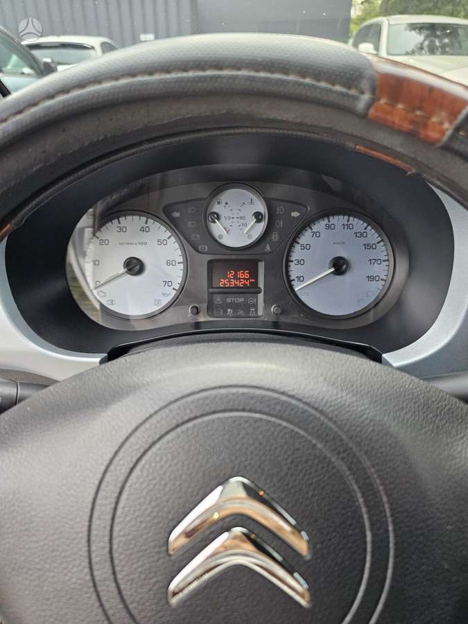Citroen Berlingo 2012 — photo 12