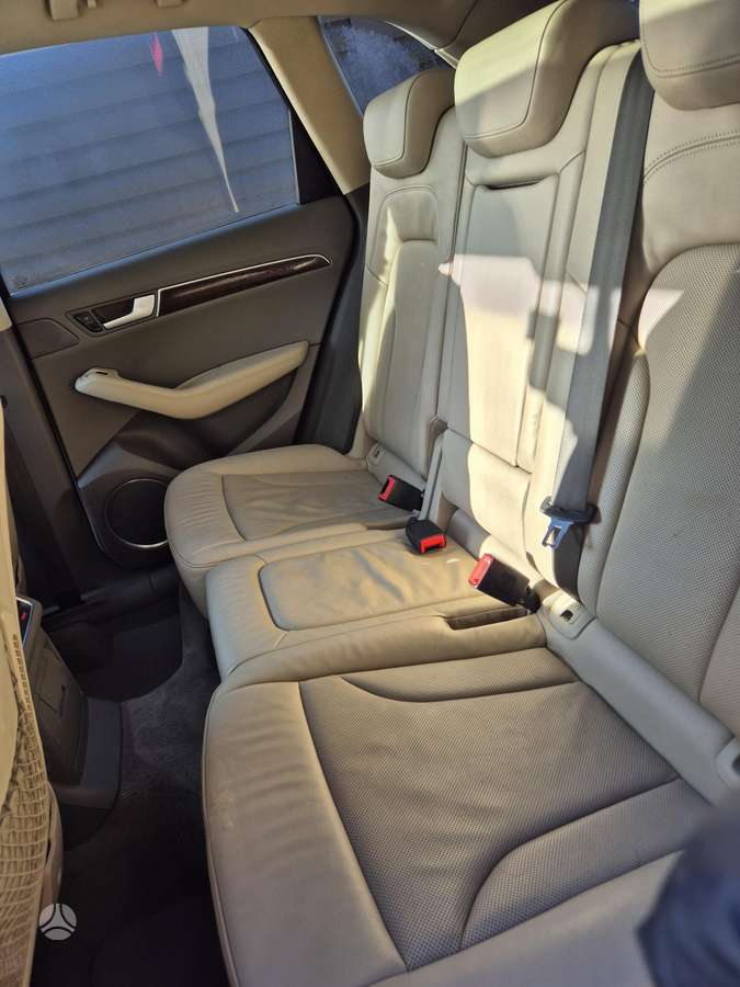 Audi Q5 2010 — photo 6