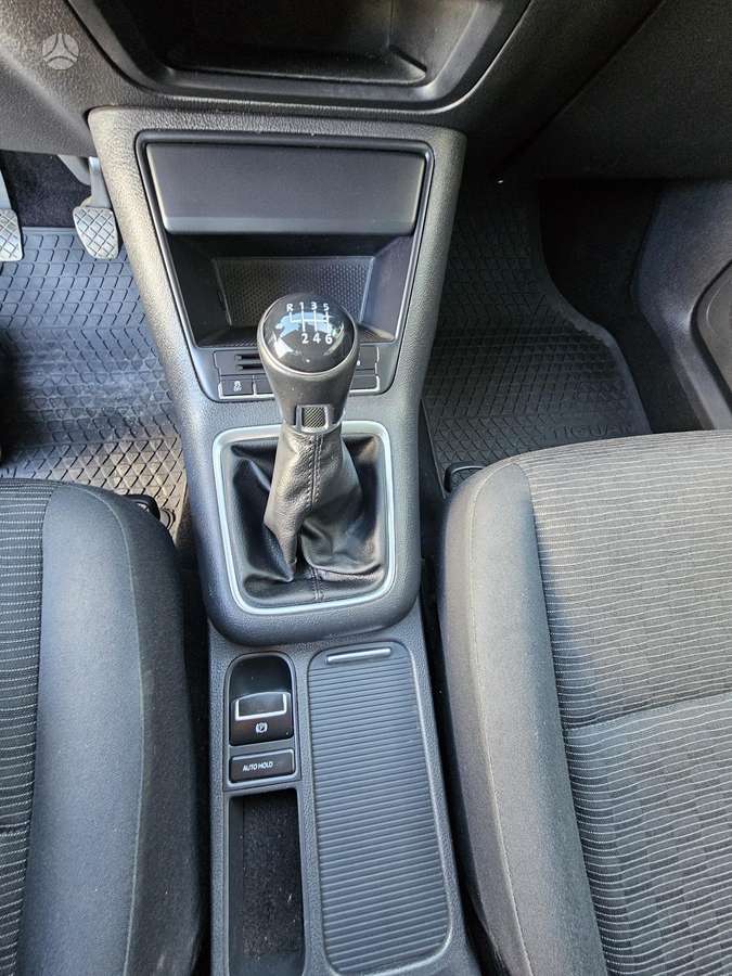 Volkswagen Tiguan 2013 — photo 16