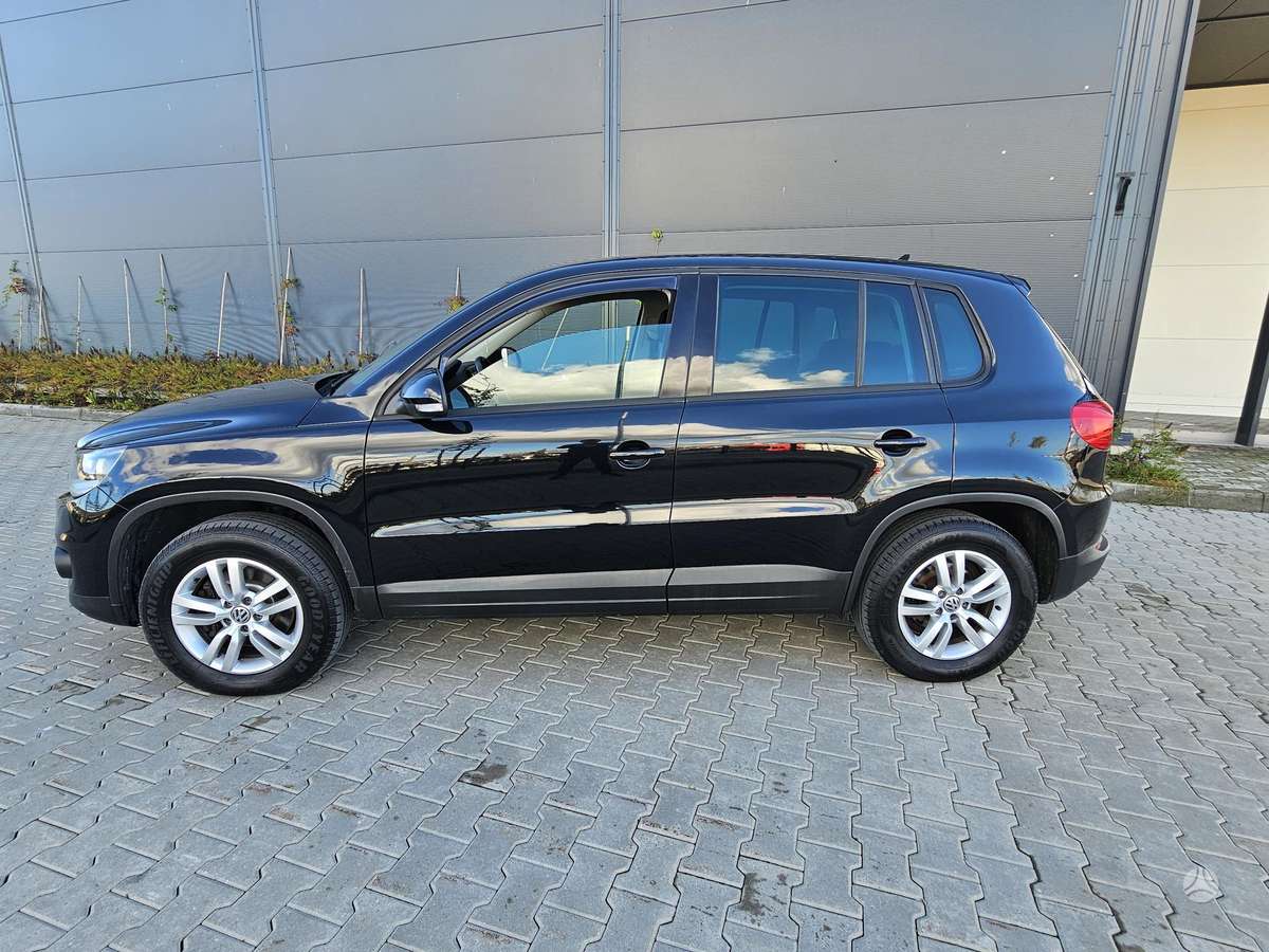 Volkswagen Tiguan 2013 — interior