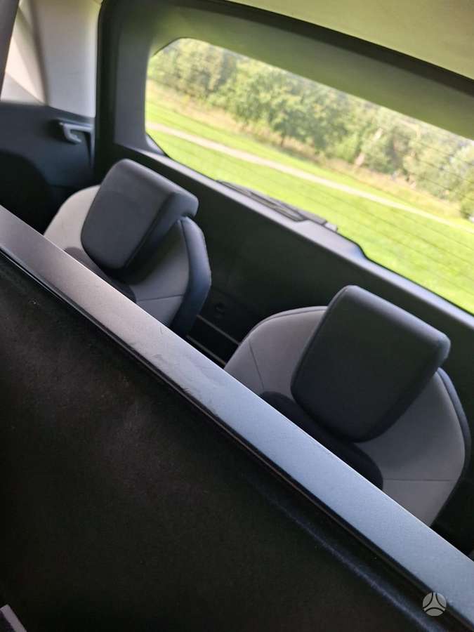 Renault Grand 2012 — photo 7