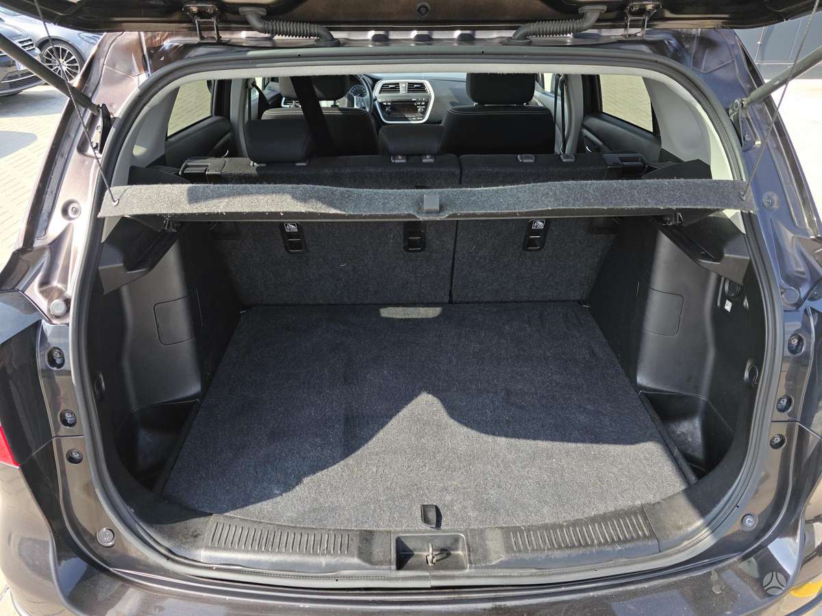 Suzuki SX4 2015 — photo 21