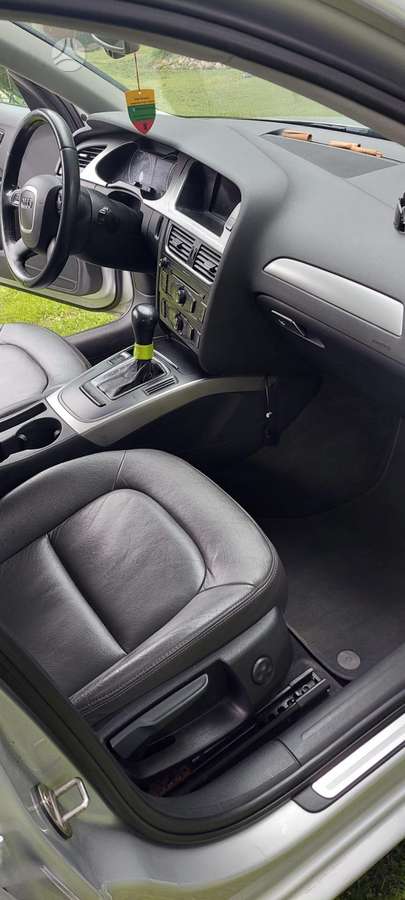 Audi A4 2008 — photo 6