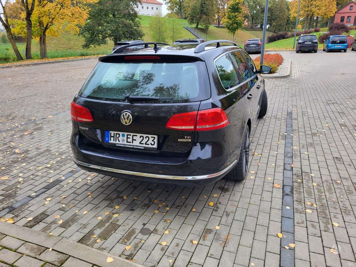 Volkswagen Passat 2011 — engine 1390 cm³, 150 HP (110kW)