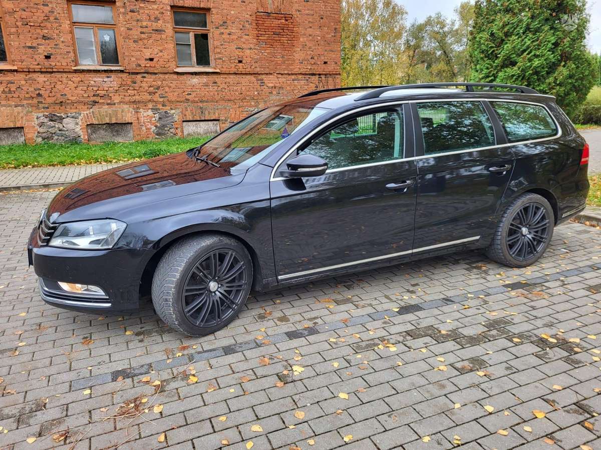 Volkswagen Passat 2011 — photo 9